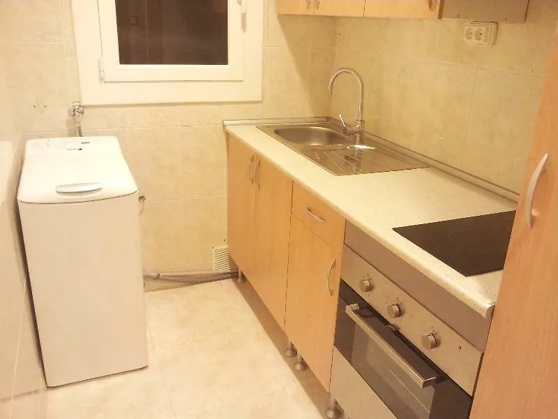 Castel Apartments L'Hospitalet de Llobregat 0*,